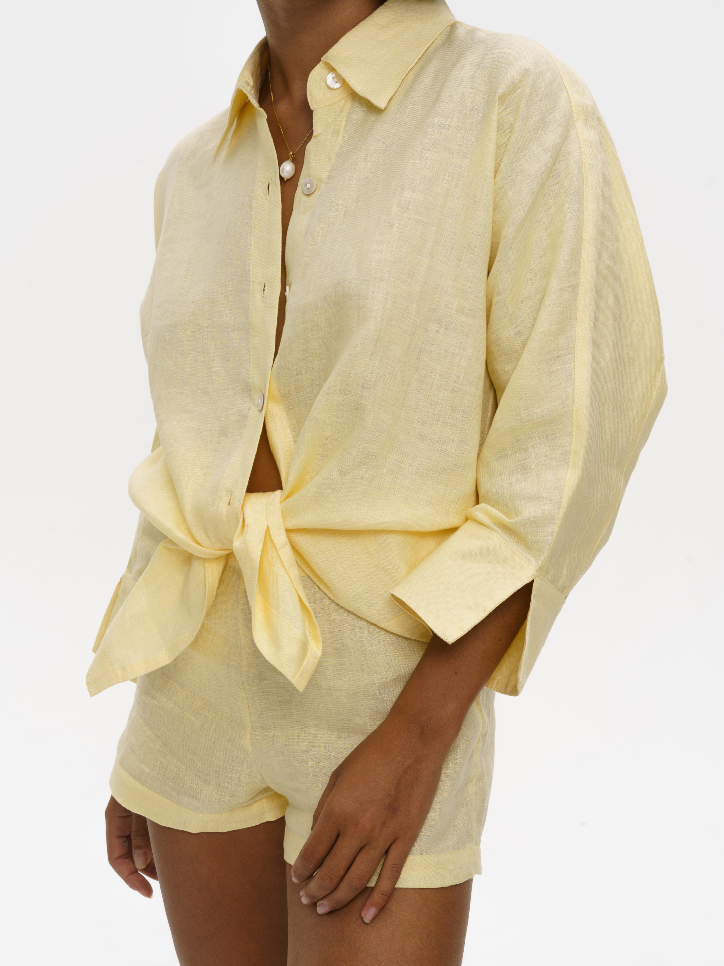 Blooming Linen Shorts in Yellow