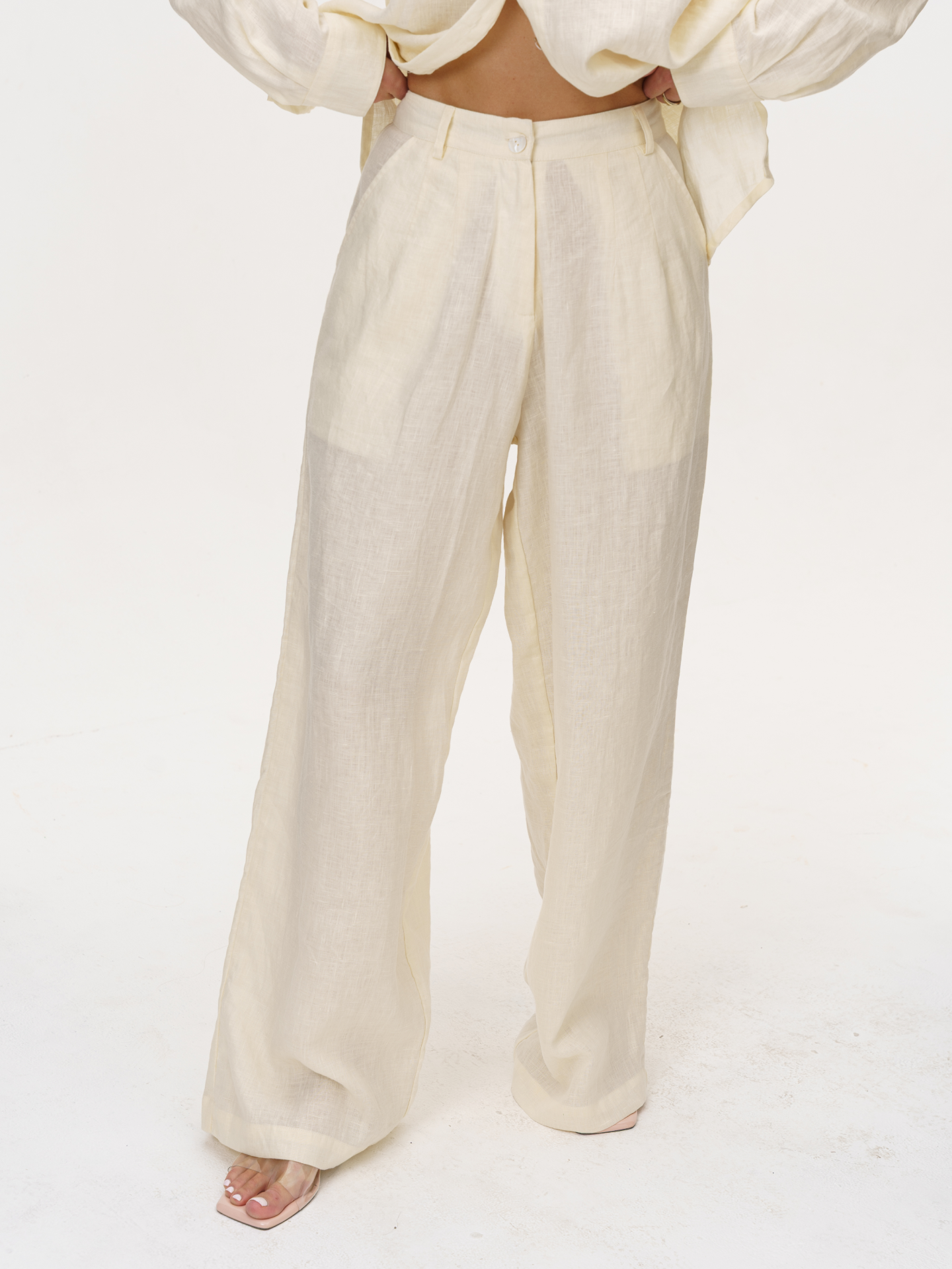 Aura Linen Pants in Vanilla