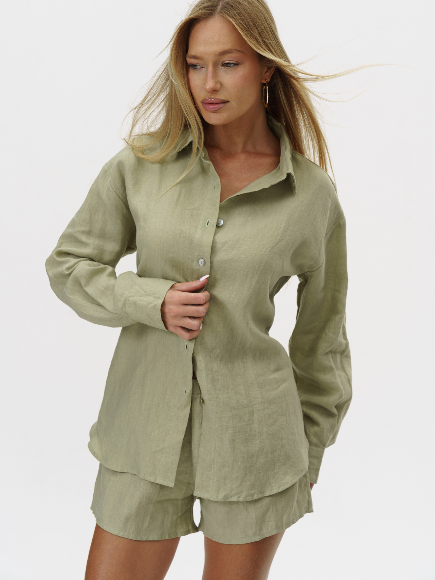 Softband Linen Shorts in Sage