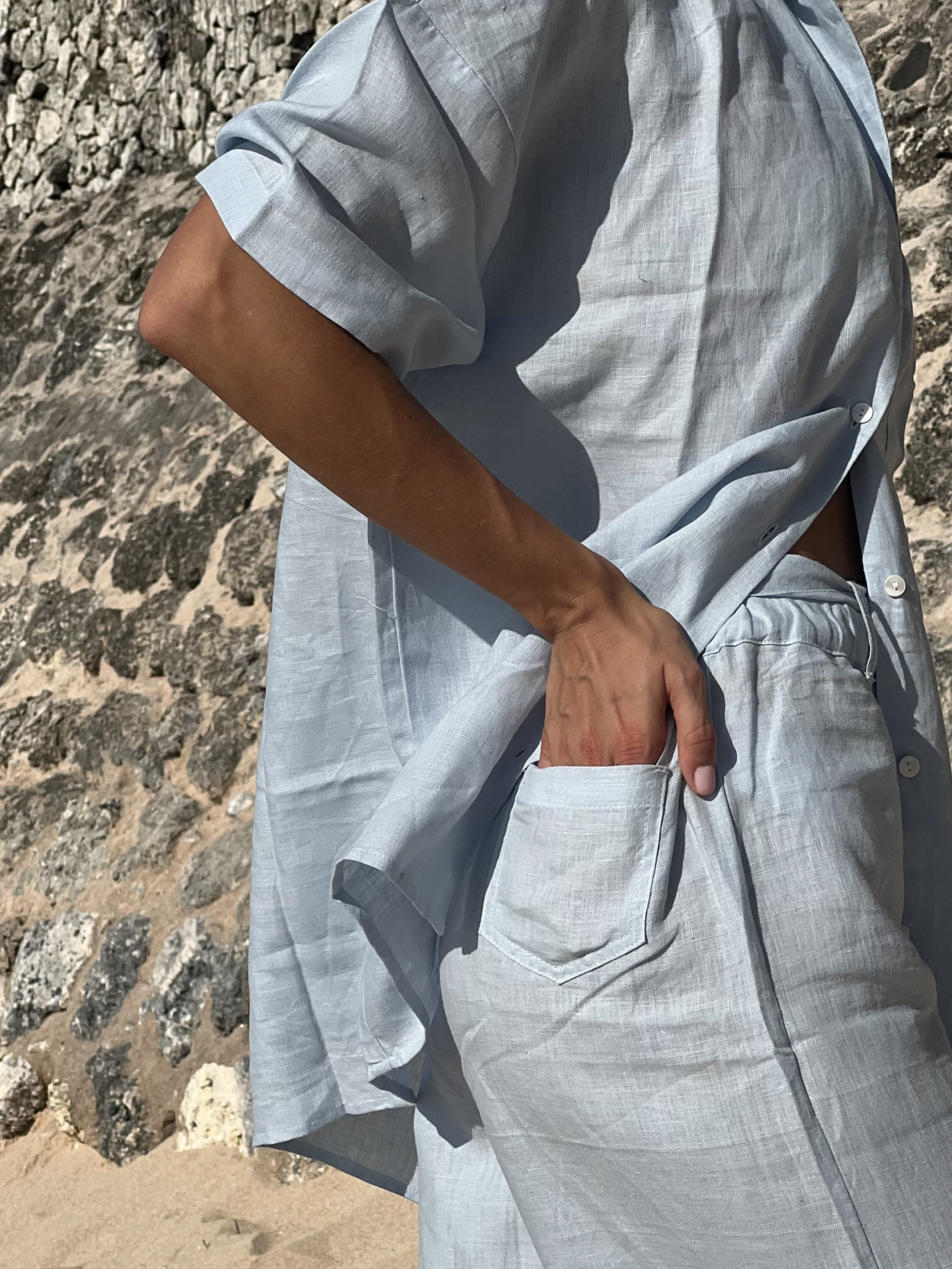 Boyfriend Linen Shirt in Baby Blue