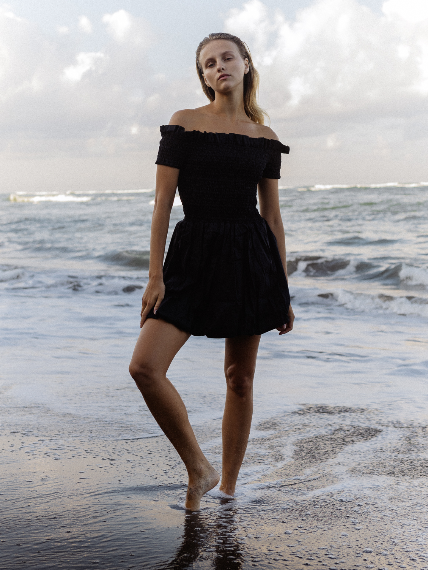 Balloon Cotton Dress in Black