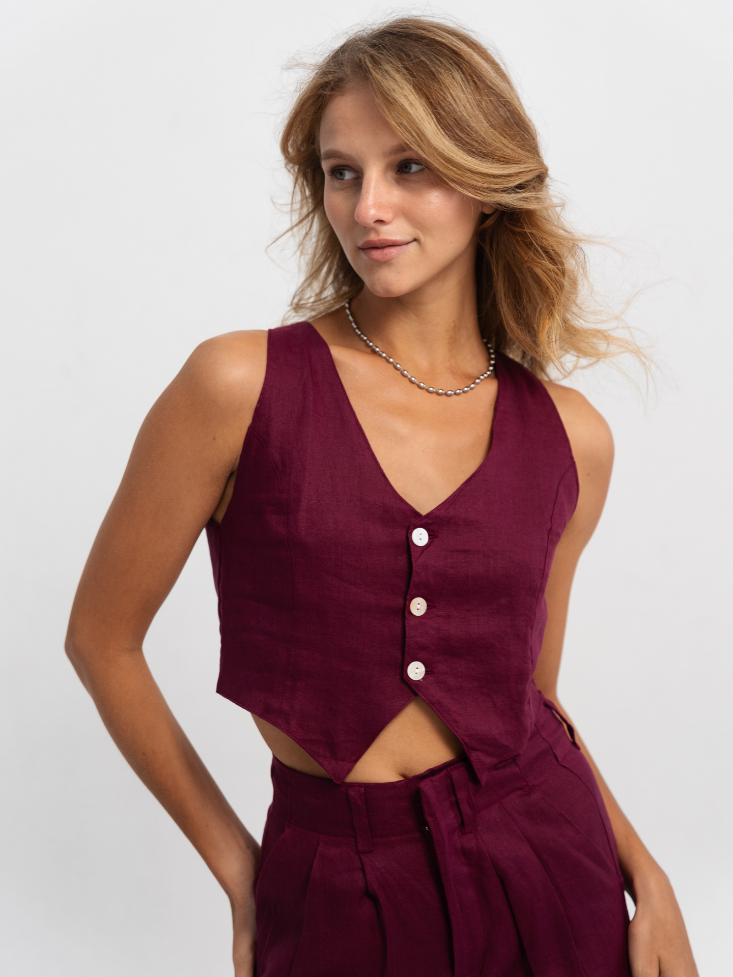 Linen Vest in Berry