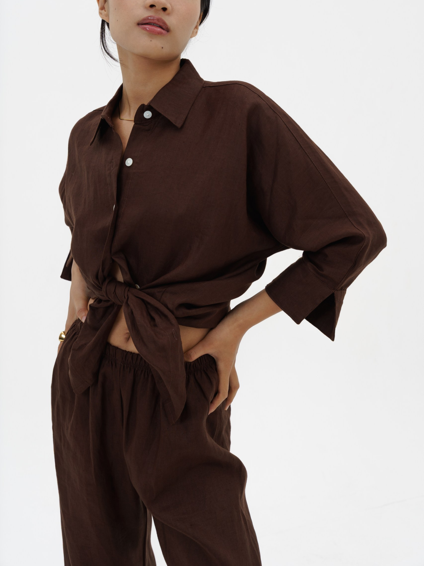 Blooming Linen Shirt in Dark Chocolate