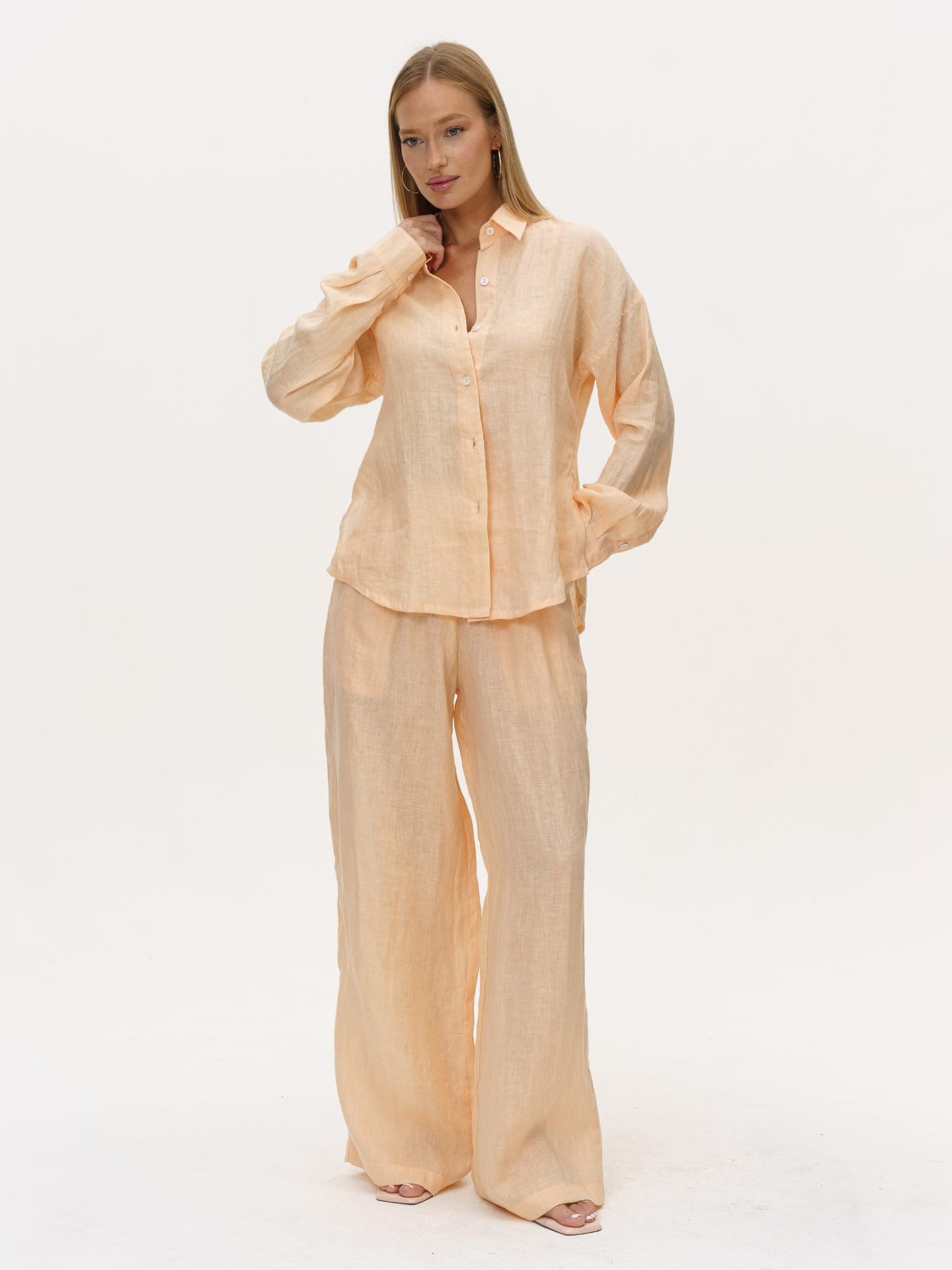 Aura Linen Shirt in Peach