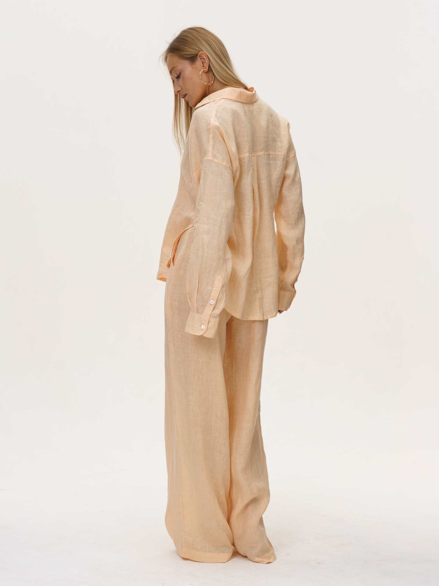 Aura Linen Shirt in Peach