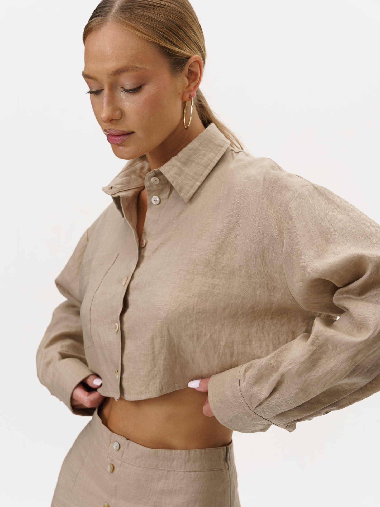 Forme Linen Crop Shirt in Earth